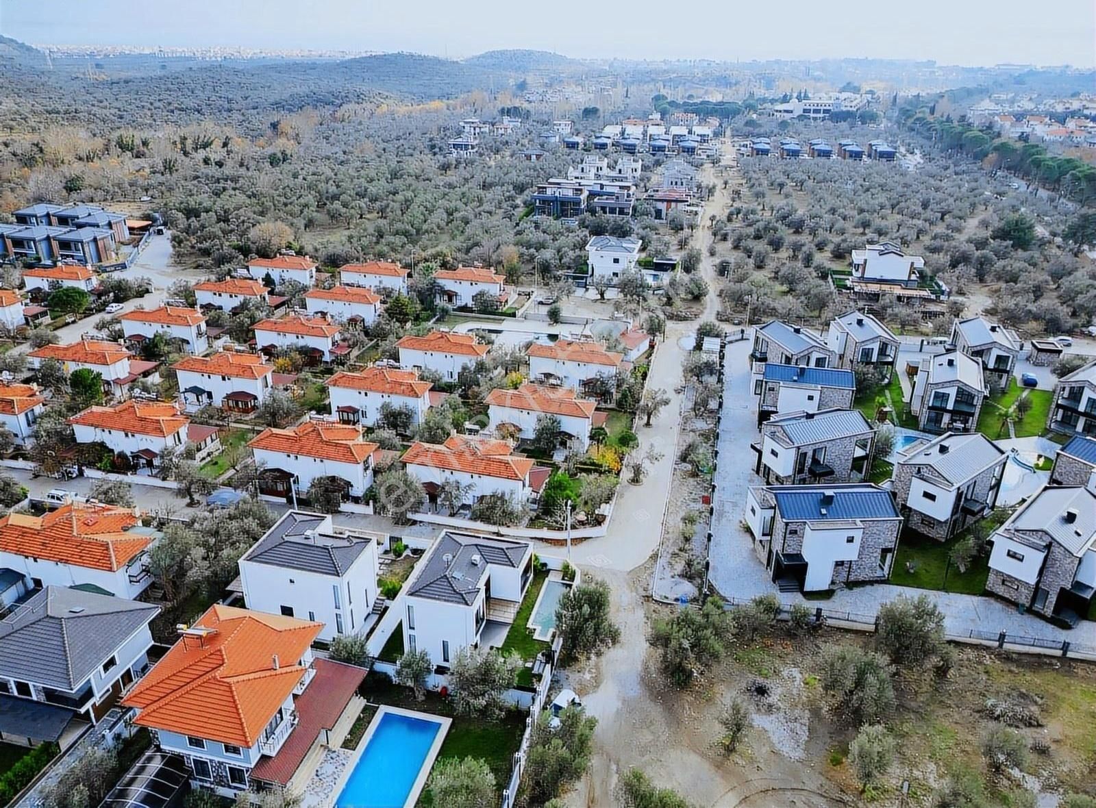 Gürede Lüks, Tam Müstakil Villa 5+2 Havuzlu Saunalı 300m2 Bahçe - Görsel 28