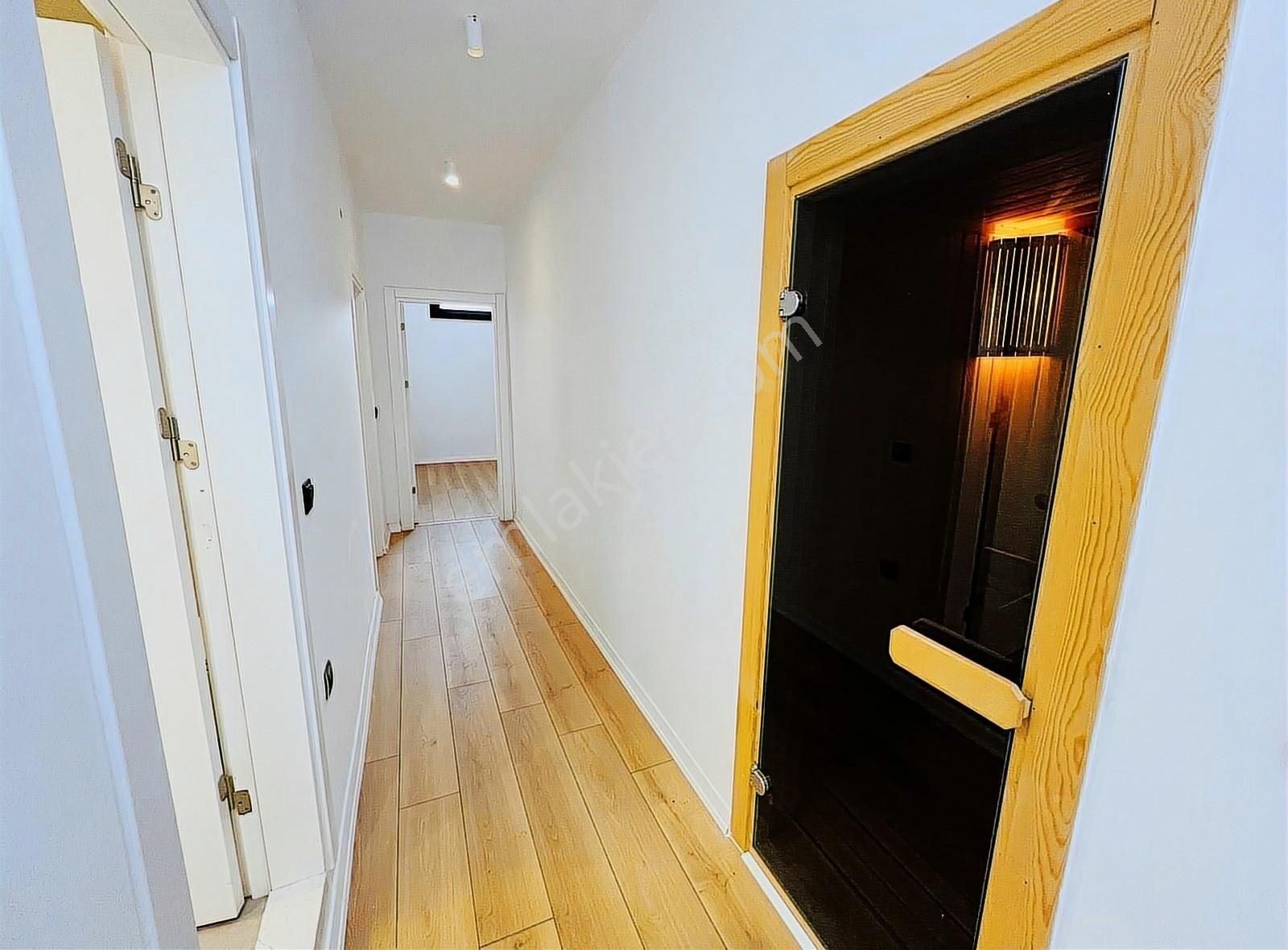 Gürede Lüks, Tam Müstakil Villa 5+2 Havuzlu Saunalı 300m2 Bahçe - Görsel 26