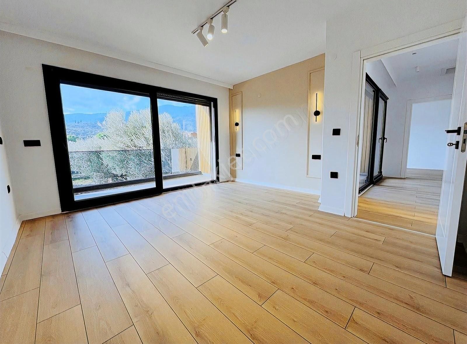 Gürede Lüks, Tam Müstakil Villa 5+2 Havuzlu Saunalı 300m2 Bahçe - Görsel 9