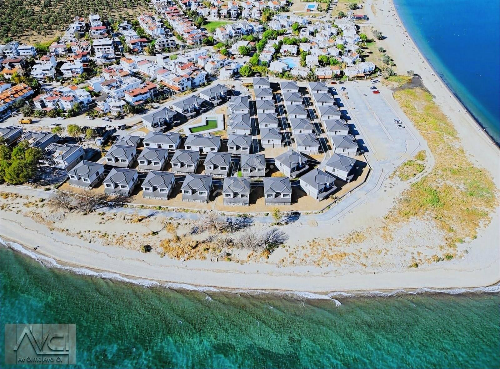 Avcıdan Denize Sıfır Site İçerisinde Müstakil Villalar (3. Sıra)