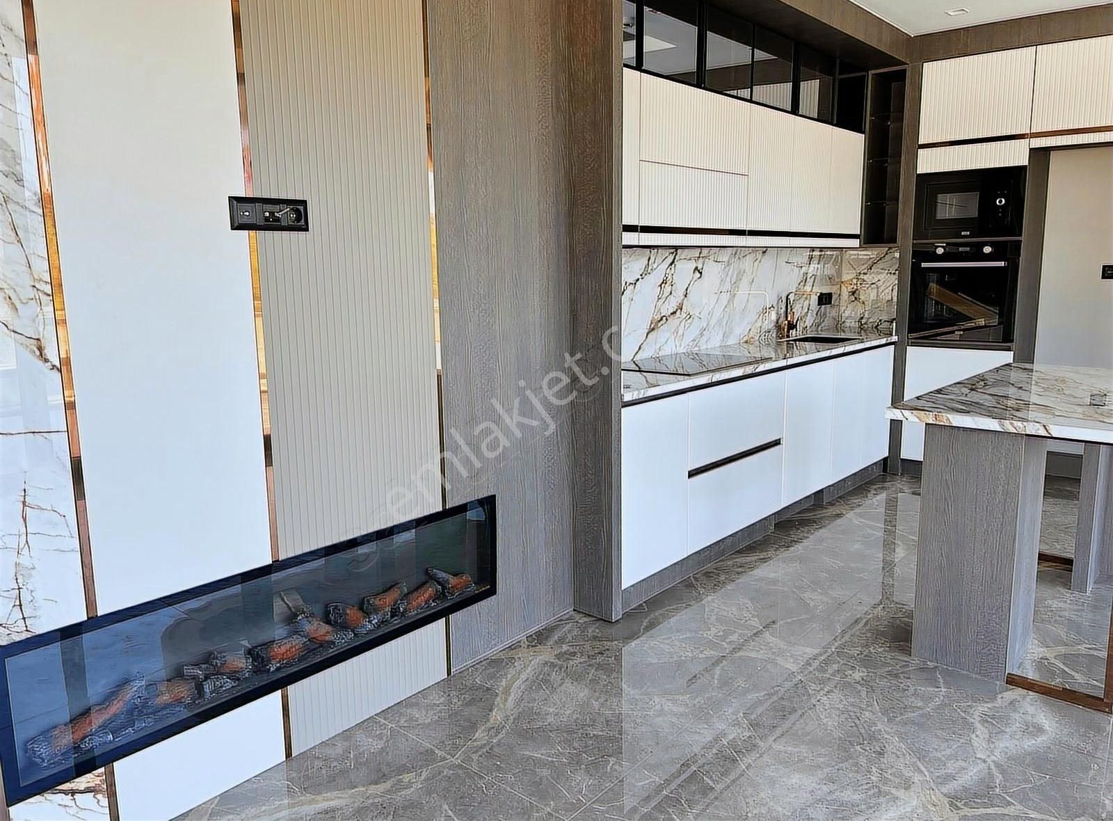 Avcı'dan 400m2 Arsa İçerisinde Müstakil Havuzlu Lüks 4+1 Villa - Görsel 21