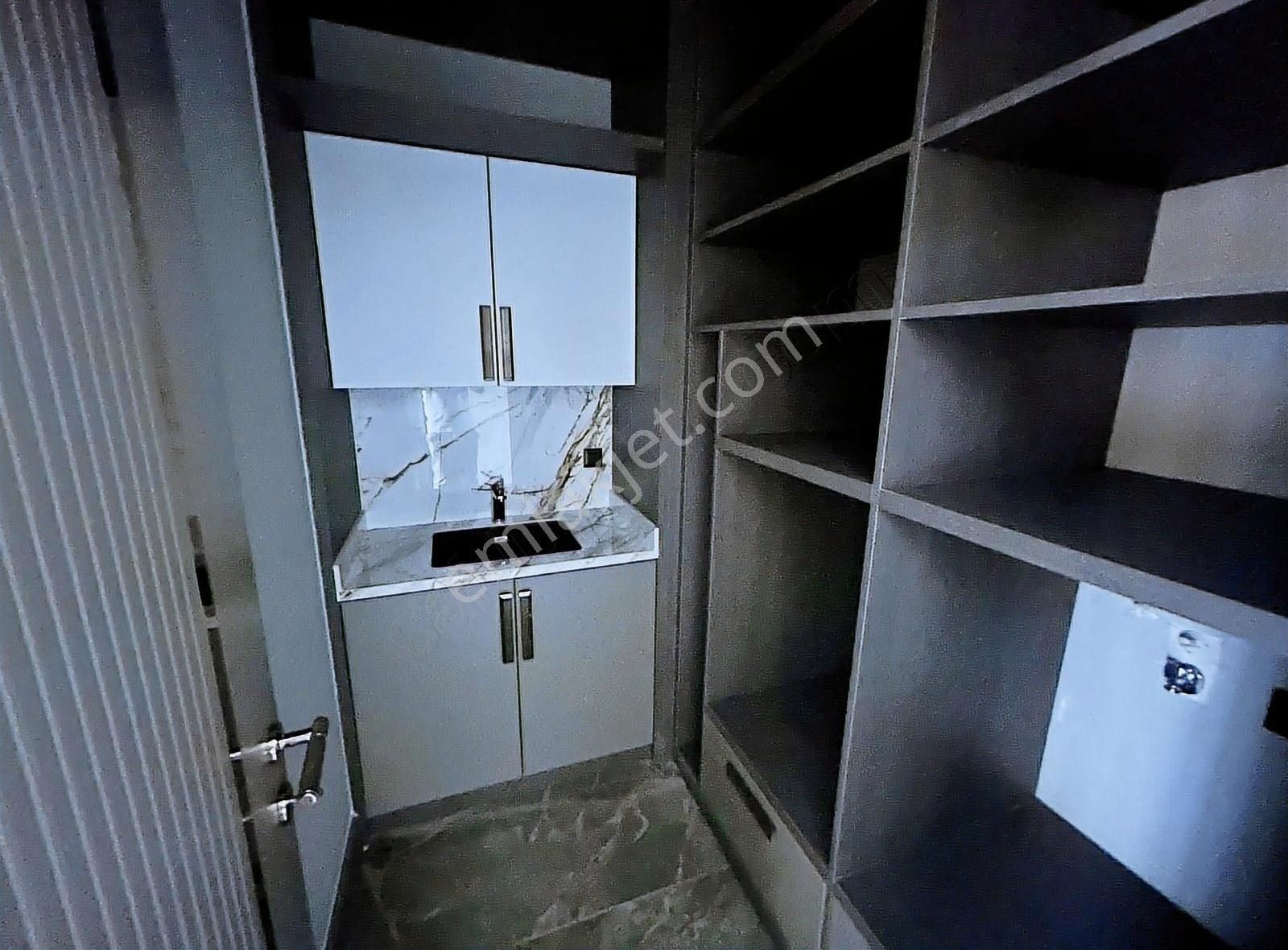 Avcı'dan 400m2 Arsa İçerisinde Müstakil Havuzlu Lüks 4+1 Villa - Görsel 17