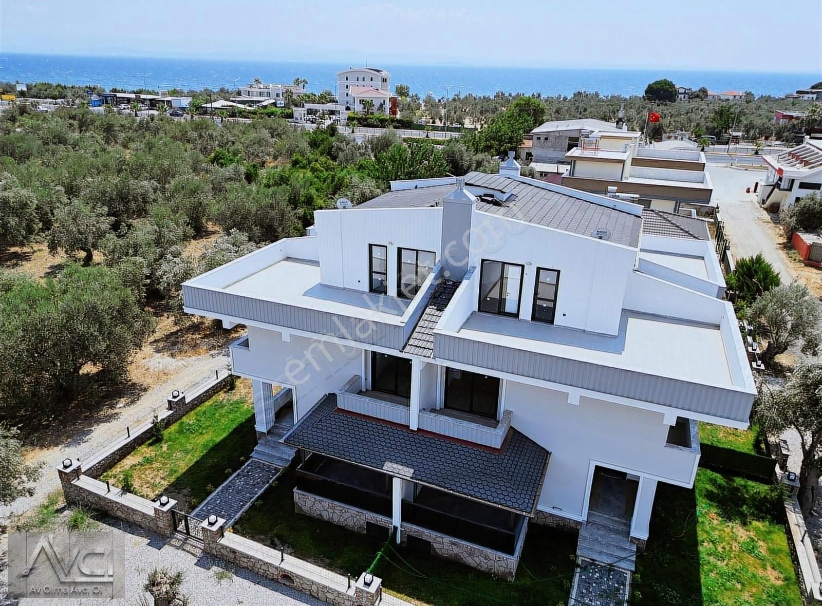 Avcı'dan Altınoluk Denize 250mt Manzaralı 3+1 Tripleks Villa - Görsel 21