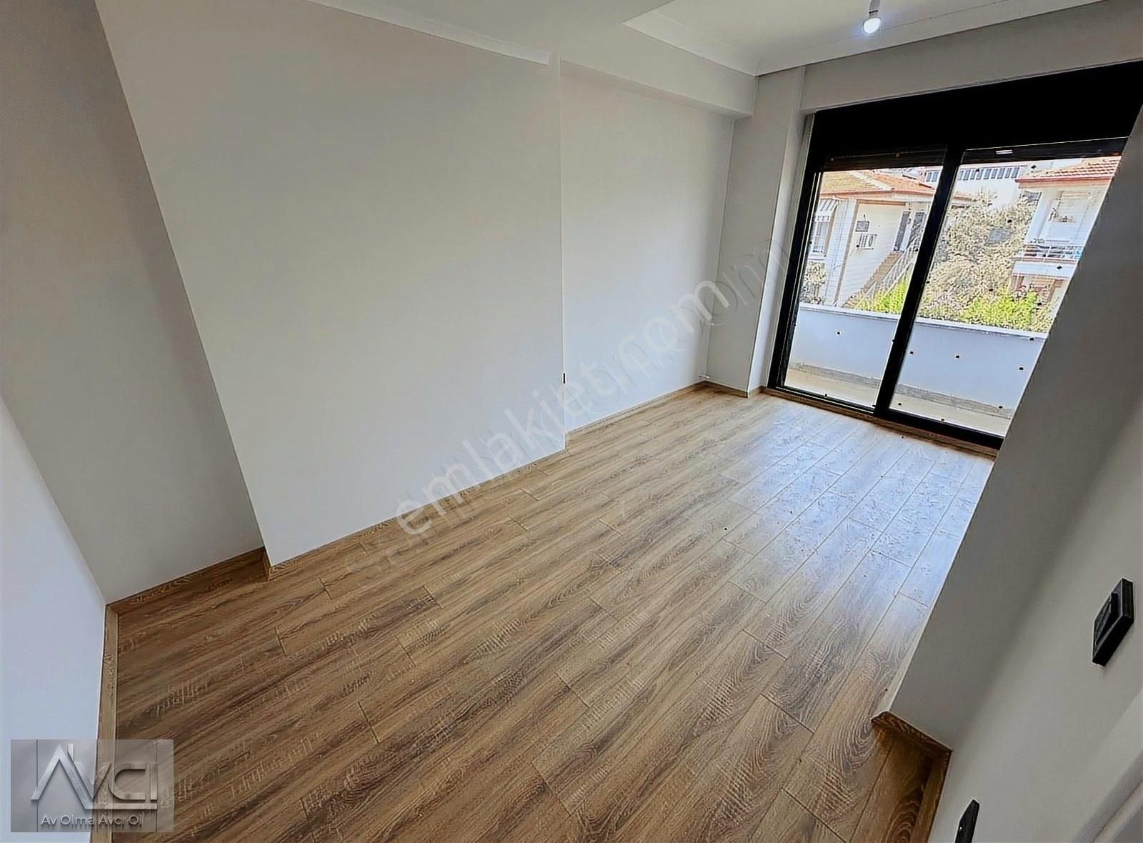 Avcı'dan Altınoluk Denize 250mt Manzaralı 3+1 Tripleks Villa - Görsel 4