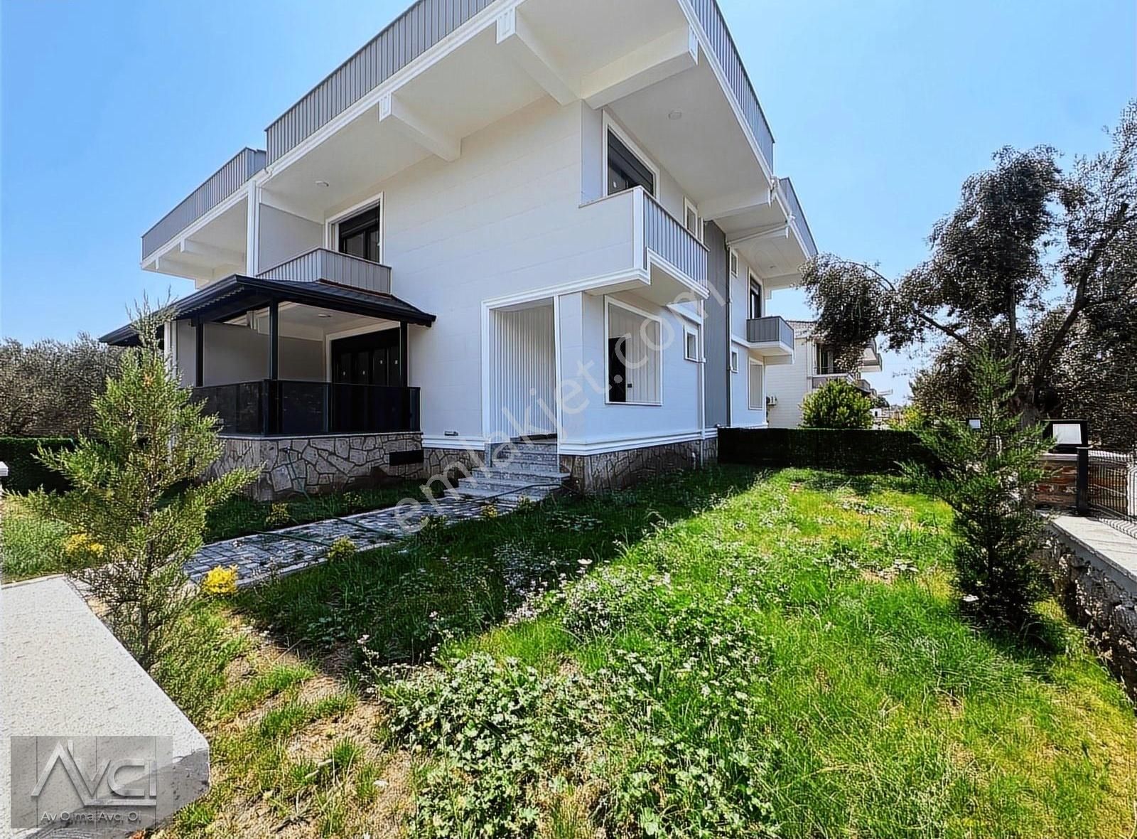 Avcı'dan Altınoluk Denize 250mt Manzaralı 3+1 Tripleks Villa - Görsel 2