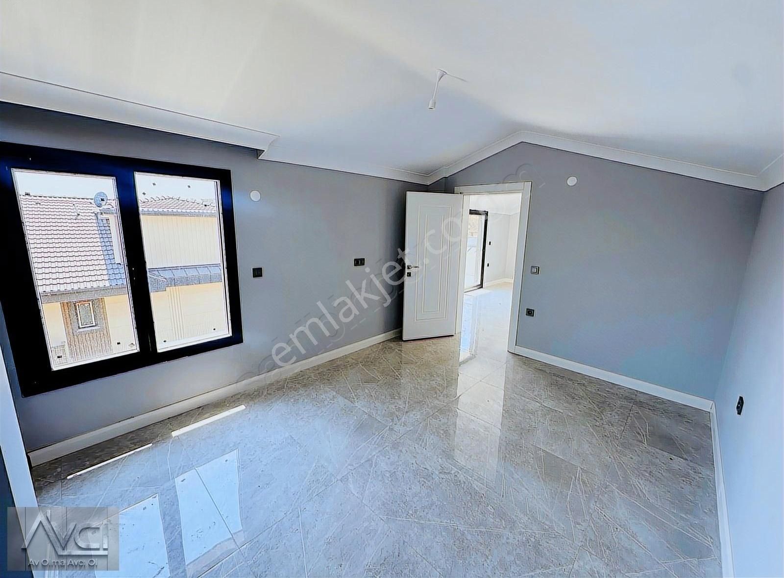 Avcı'dan Güre Ferah Mimarili Akıllı Sistemli Tripleks 5+1 Villa - Görsel 6