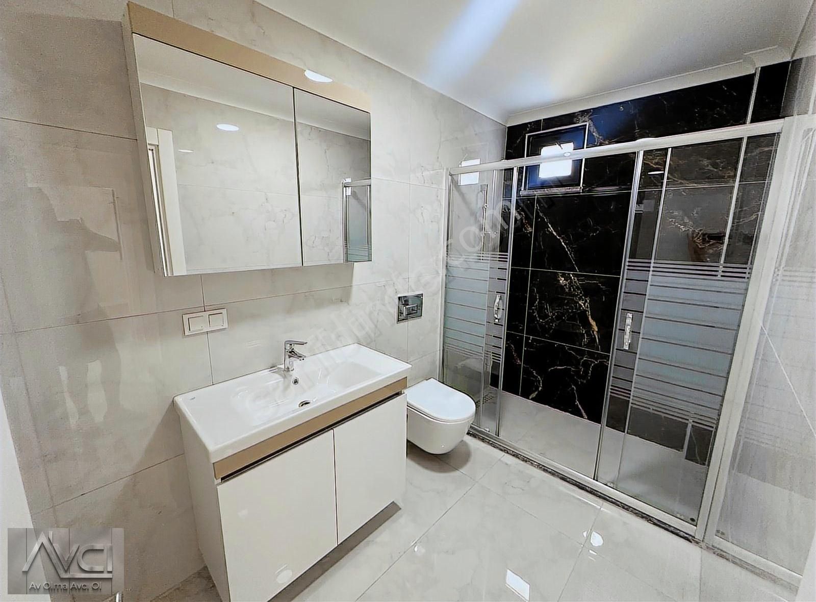 Avcı'dan Altınoluk Denize 300mt Havuz Güvenlik Giriş Odalı 6+1 - Görsel 16