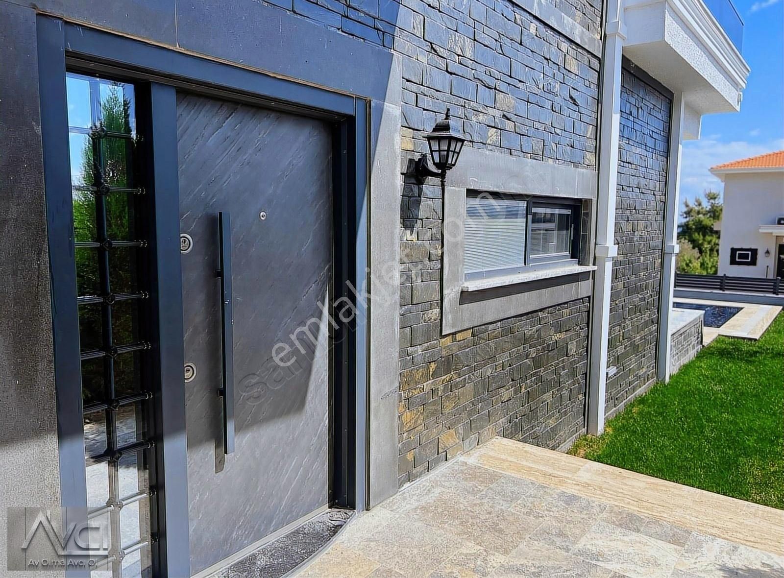 Avcı'dan 550m2 Arsa Deniz Manzaralı, Havuzlu, Müstakil 4+1 Villa - Görsel 11