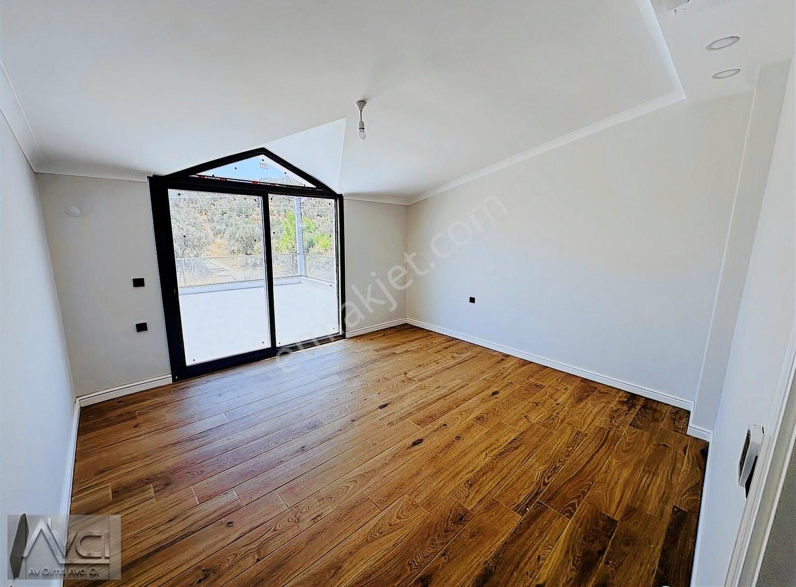 Avcı'dan 660m2 Arsa 5+1 Havuz Jakuzi Otopark Vrf Sistem Manzara - Görsel 9