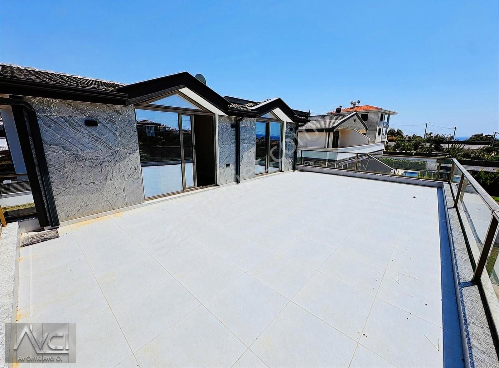 Avcı'dan 660m2 Arsa 5+1 Havuz Jakuzi Otopark Vrf Sistem Manzara - Görsel 12