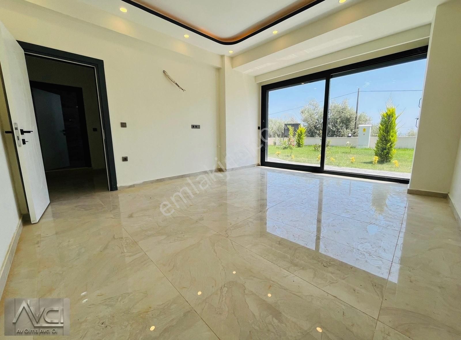 Mıhlı'da Deniz Manzaralı 450m2 Arsa İçerisinde Müstakil Villalar - Görsel 24