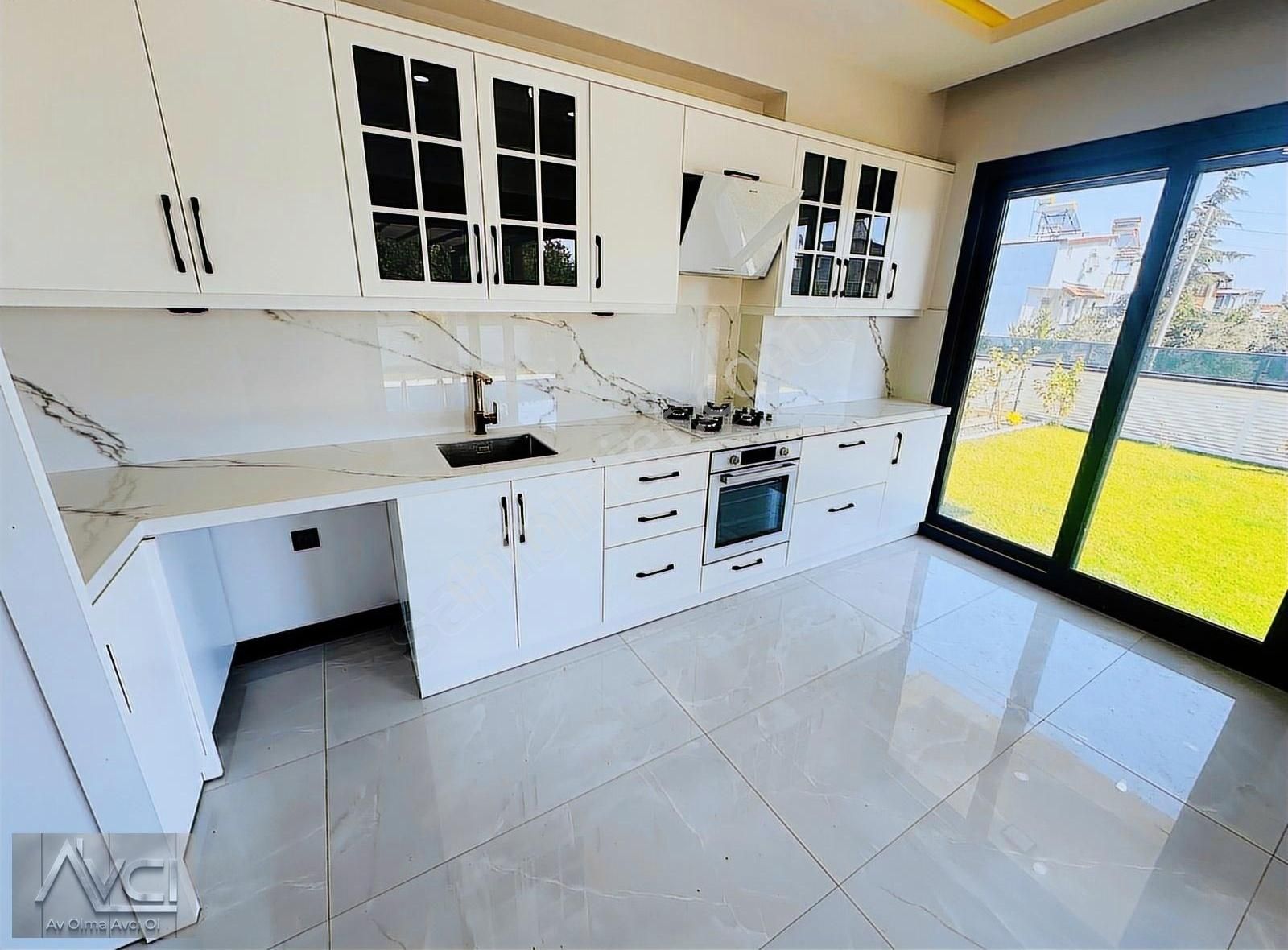 Avcı'dan Güre Kapalı Otopark 5+1 Havuz Teras Manzara Tripleks - Görsel 10