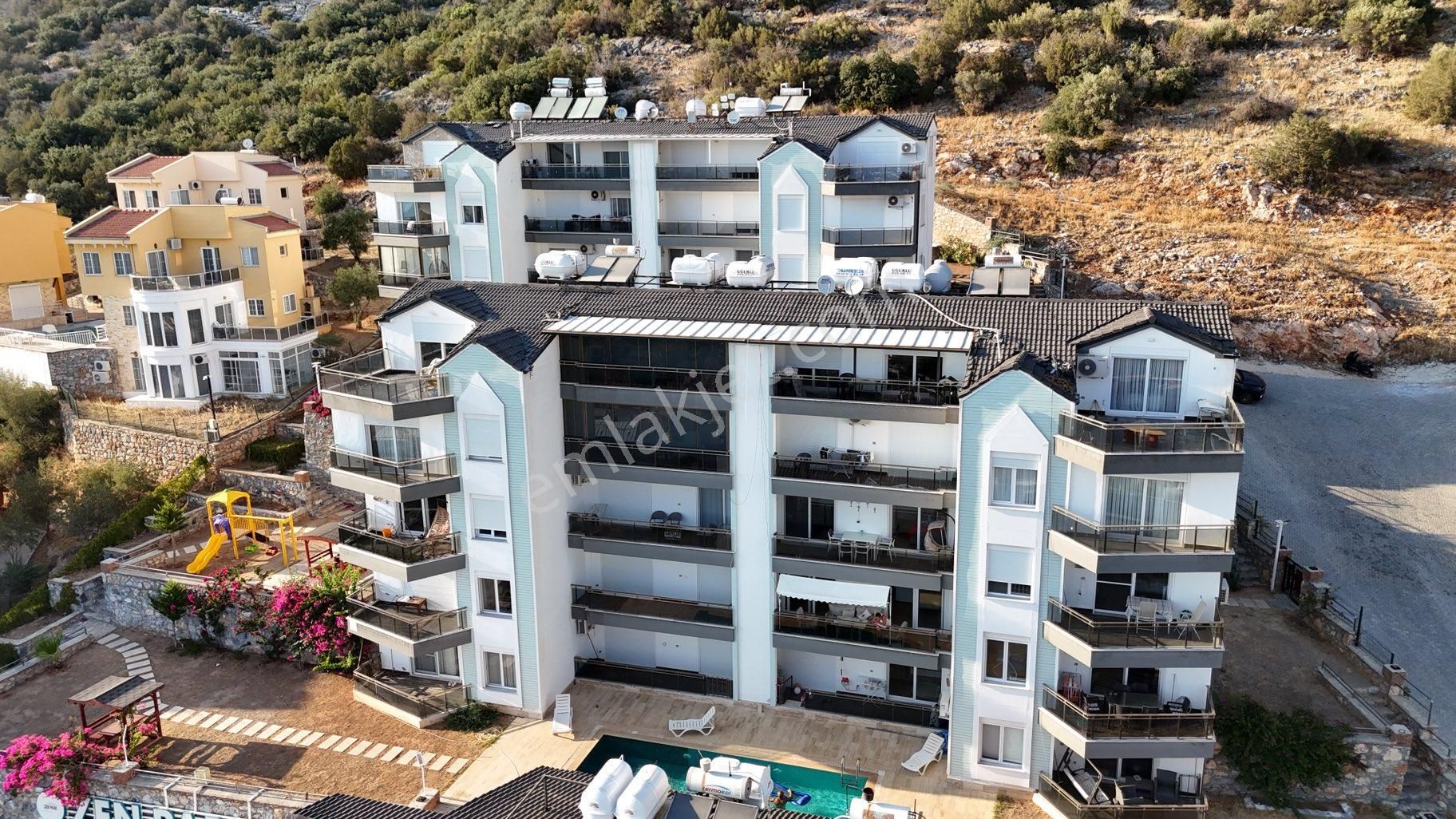 Full Deniz Manzaralı 3+1 Bahçeli Dubleks - Görsel 2