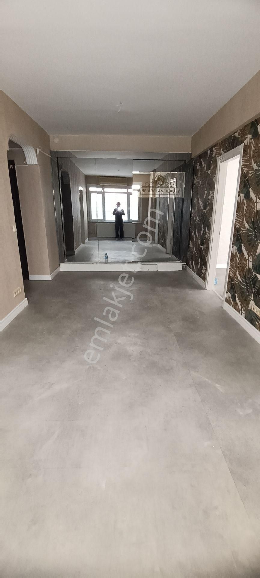 S.evler Meydanda 2+1 90m2 Kombili Mutfakli Wc Li Full Yapılı Lüx Ofis
