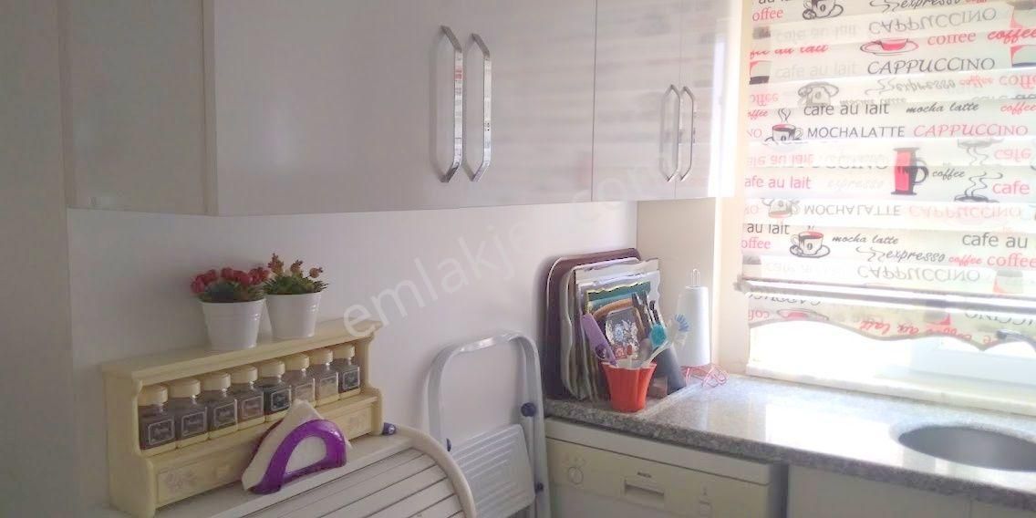 Ayvalık Sarımsaklı 2+1 Asansörlü Satılık Daire - Görsel 4