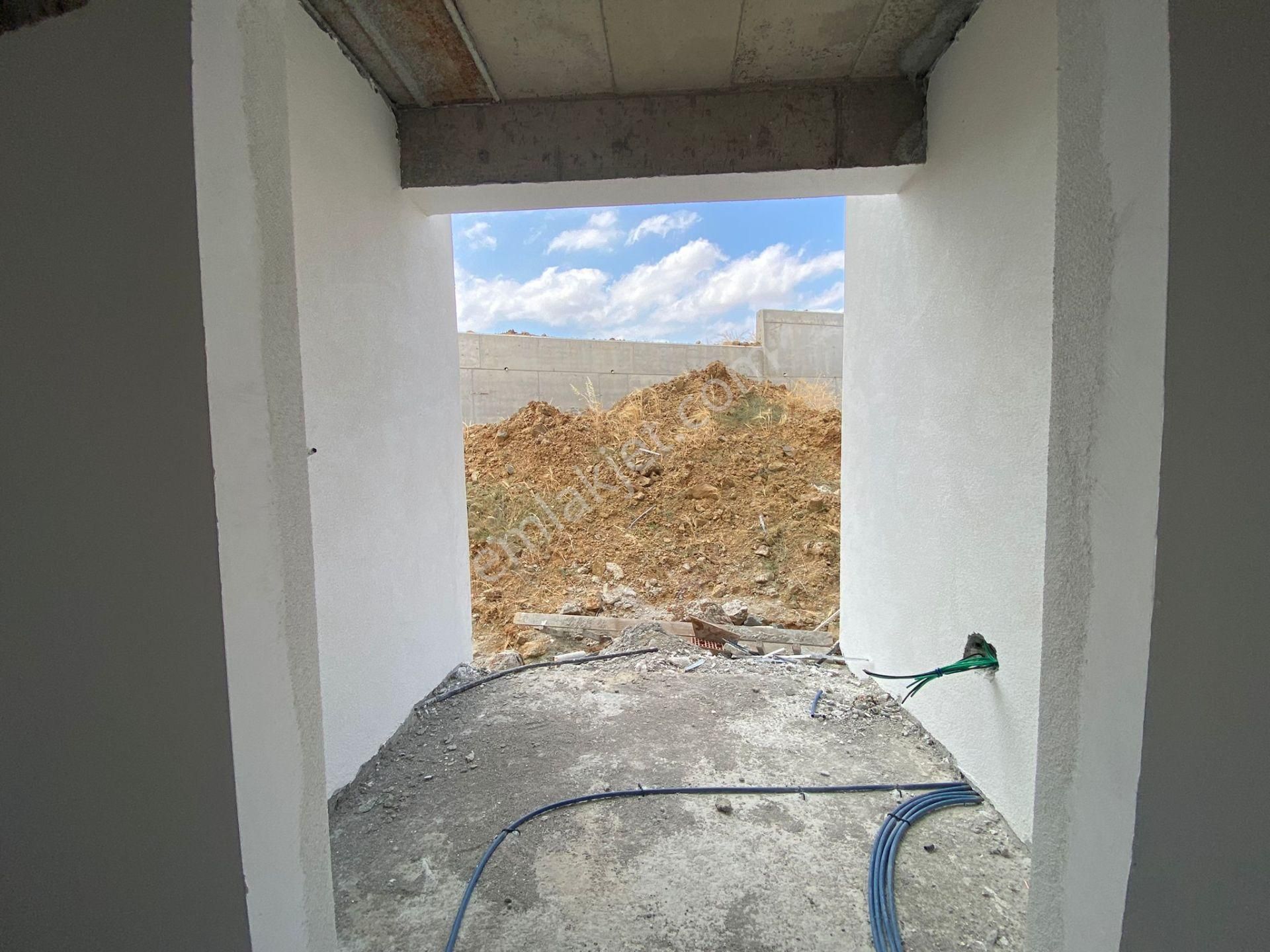 Cb King'den Edremit Yolu Üzerinde 5+1 Satılık Villa - Görsel 5