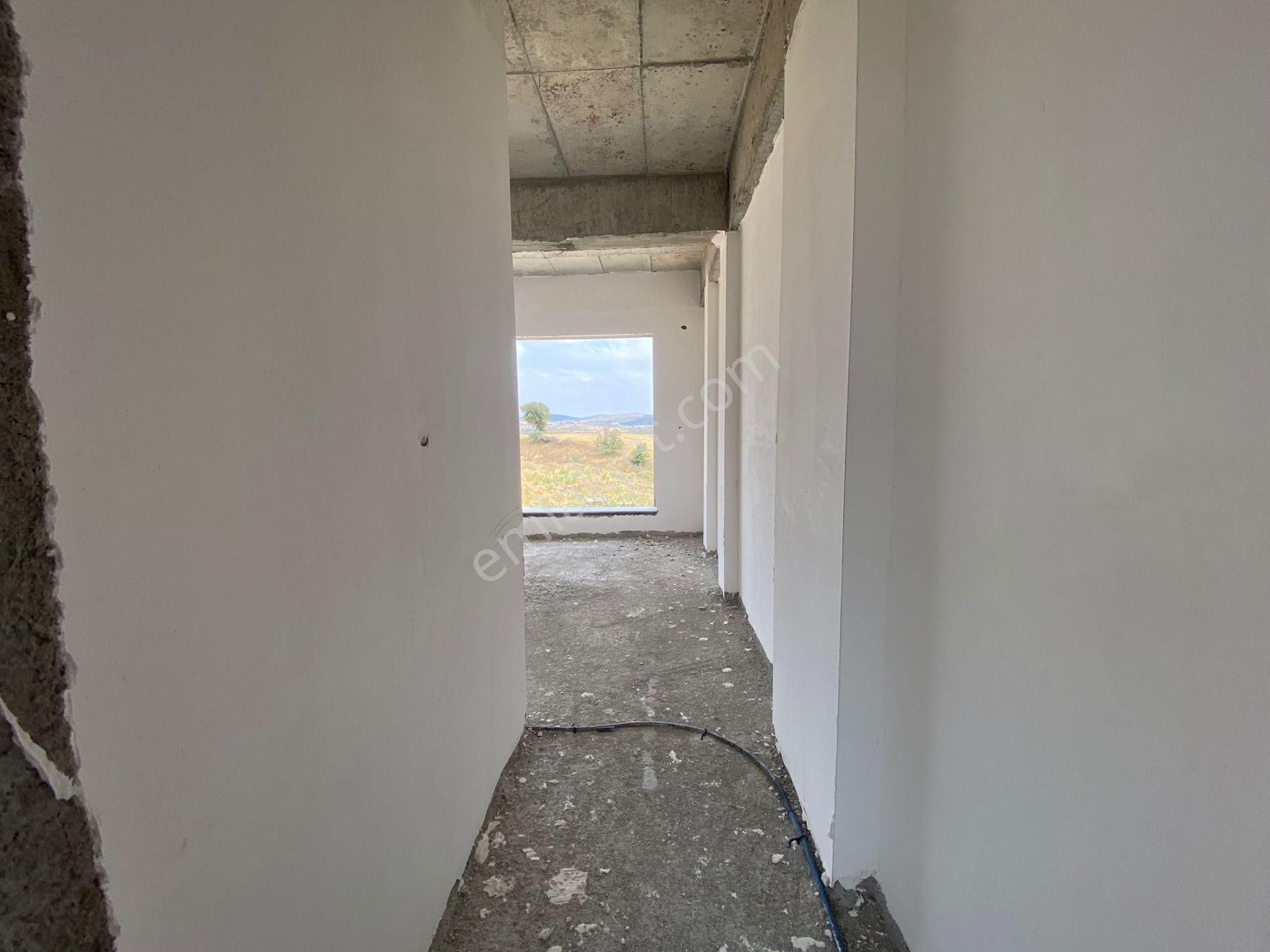 Cb King'den Edremit Yolu Üzerinde 5+1 Satılık Villa - Görsel 25