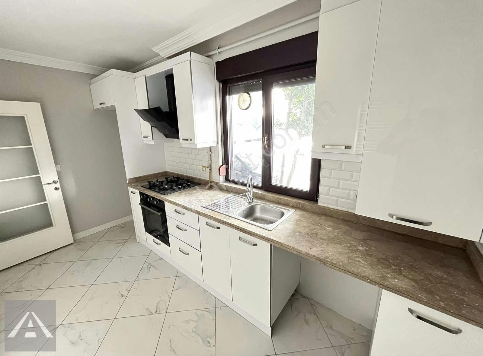 Altıntepe'de 63 Minibüs Caddesine Yürüme Mesafesin'de 2+1 - Görsel 17