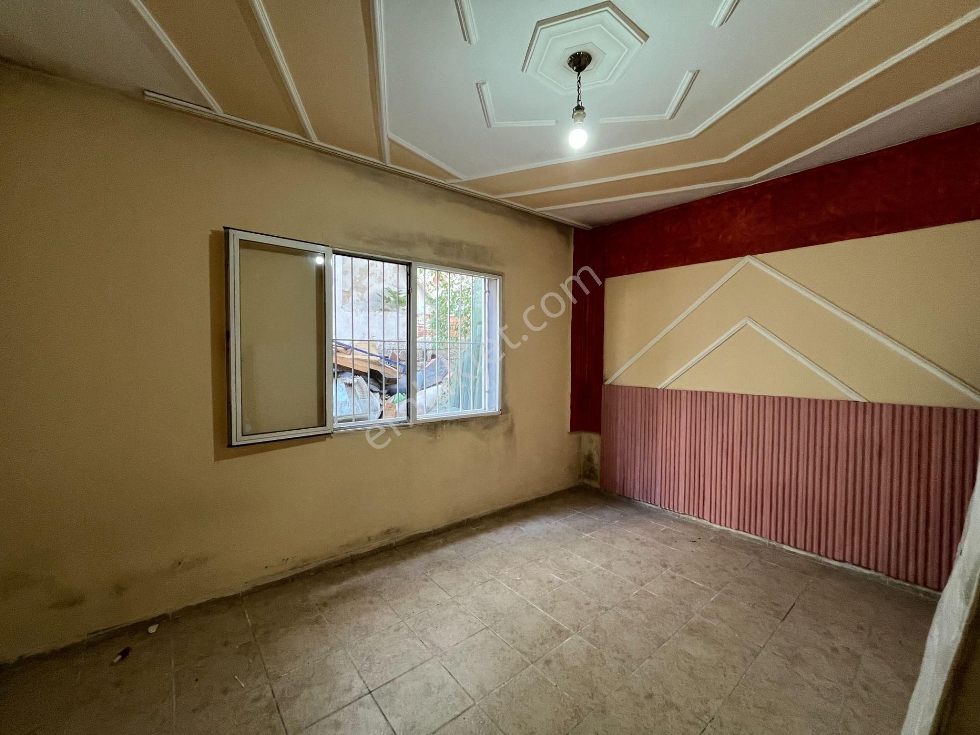 Gümüşpala Atatürk Cad. Üzeri Çarşı İçi Klimalı 2+1 Kiralık Daire