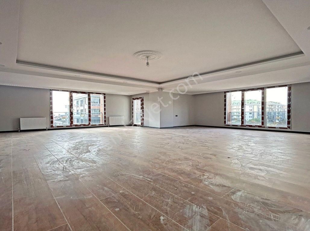 Reşit Paşa Cadde Üzeri Çift Balkonlu Sıfır Bina 2+1 Büyük Tip - Görsel 5