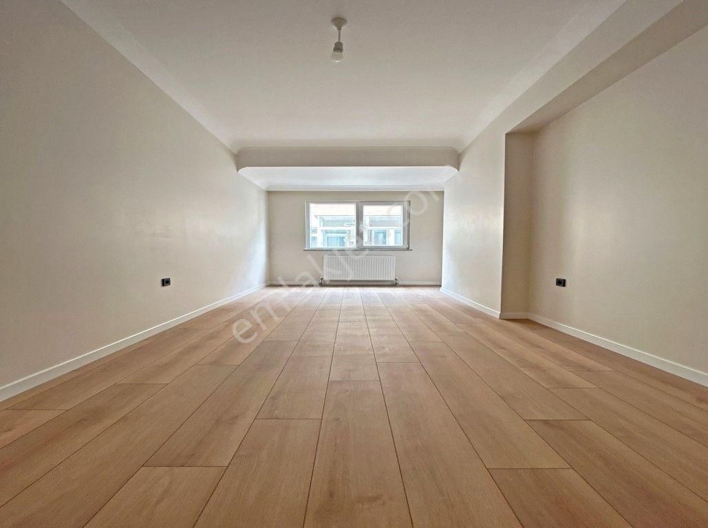 Reşit Paşa Caddesinde E5 E Yakın Sıfır Son 3+1 Çift Balkonlu!!! - Görsel 12