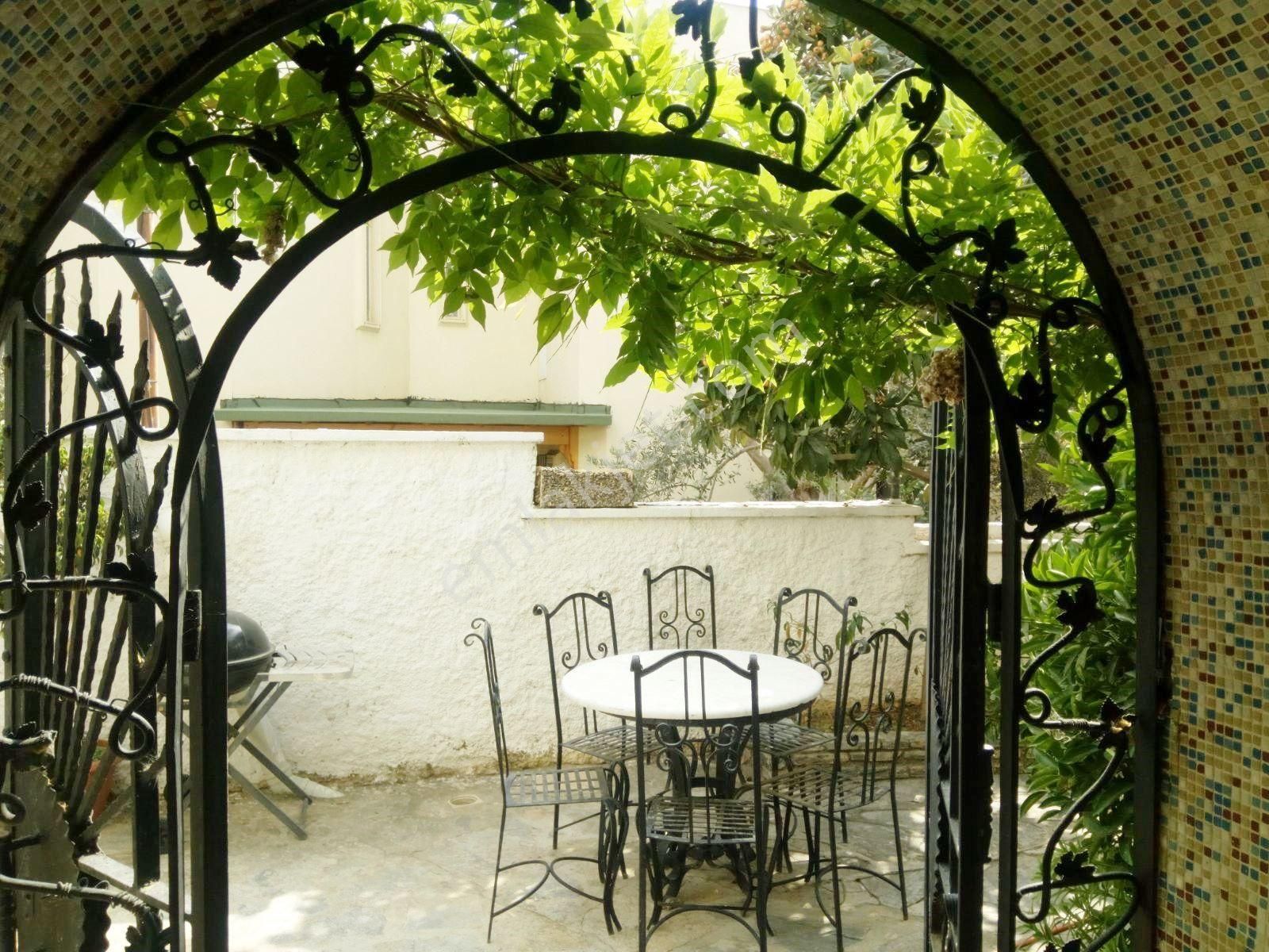 Bodrum Kumbahçe’de Muhteşem Konumda Satılık Bahçe Katı - Görsel 2