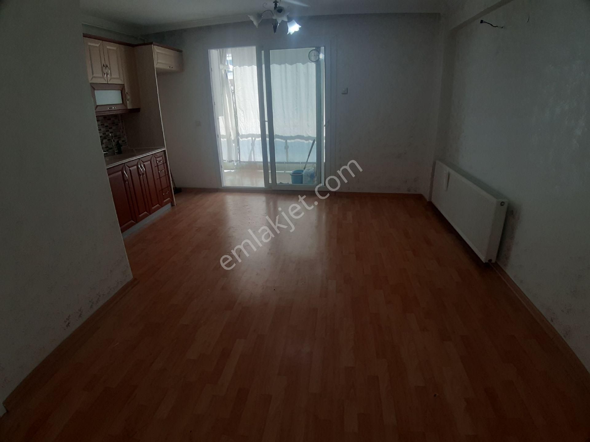 Kiralık Daire, 2+1, D.gazlı, Ara Kat, Dedebaşında, Çakırdan