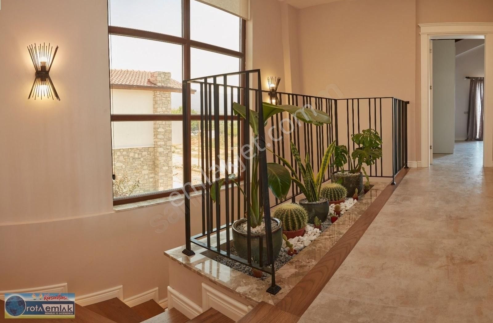 Rotadan Doğa İçinde Deniz Manzaralı Özel Havuzlu Müstakil Villa