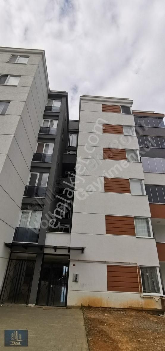 Konaklarda 4+1 Geniş Ferah Deniz Manzaralı Kiralık Daire