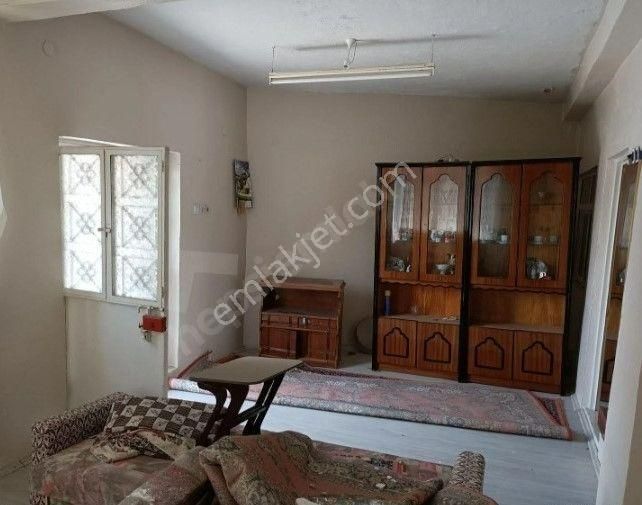 Pirlibey Mahallesinde Satılık Bahçeli Müstakil Ev - Görsel 14