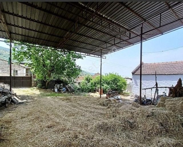 Pirlibey Mahallesinde Satılık Bahçeli Müstakil Ev - Görsel 20