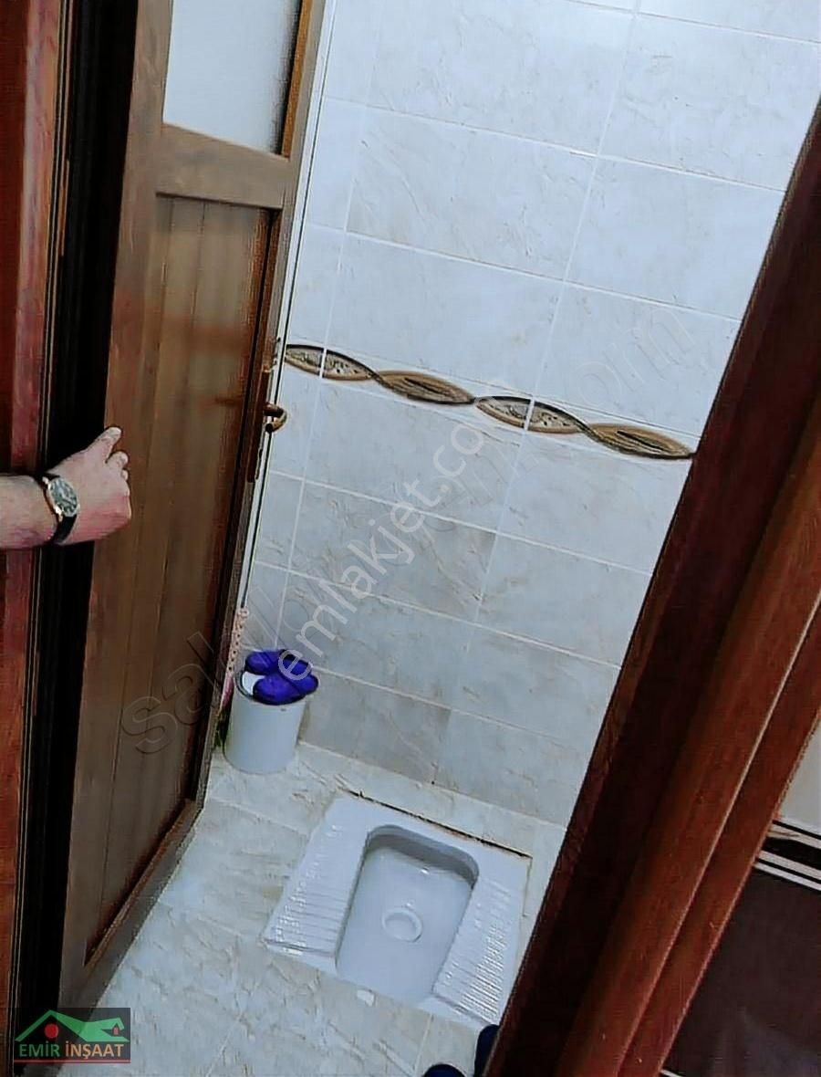 Acil Satılık Dubleks Çift Girişli Alt Kat 2+1 Üst Kat 1+1 K.uygu