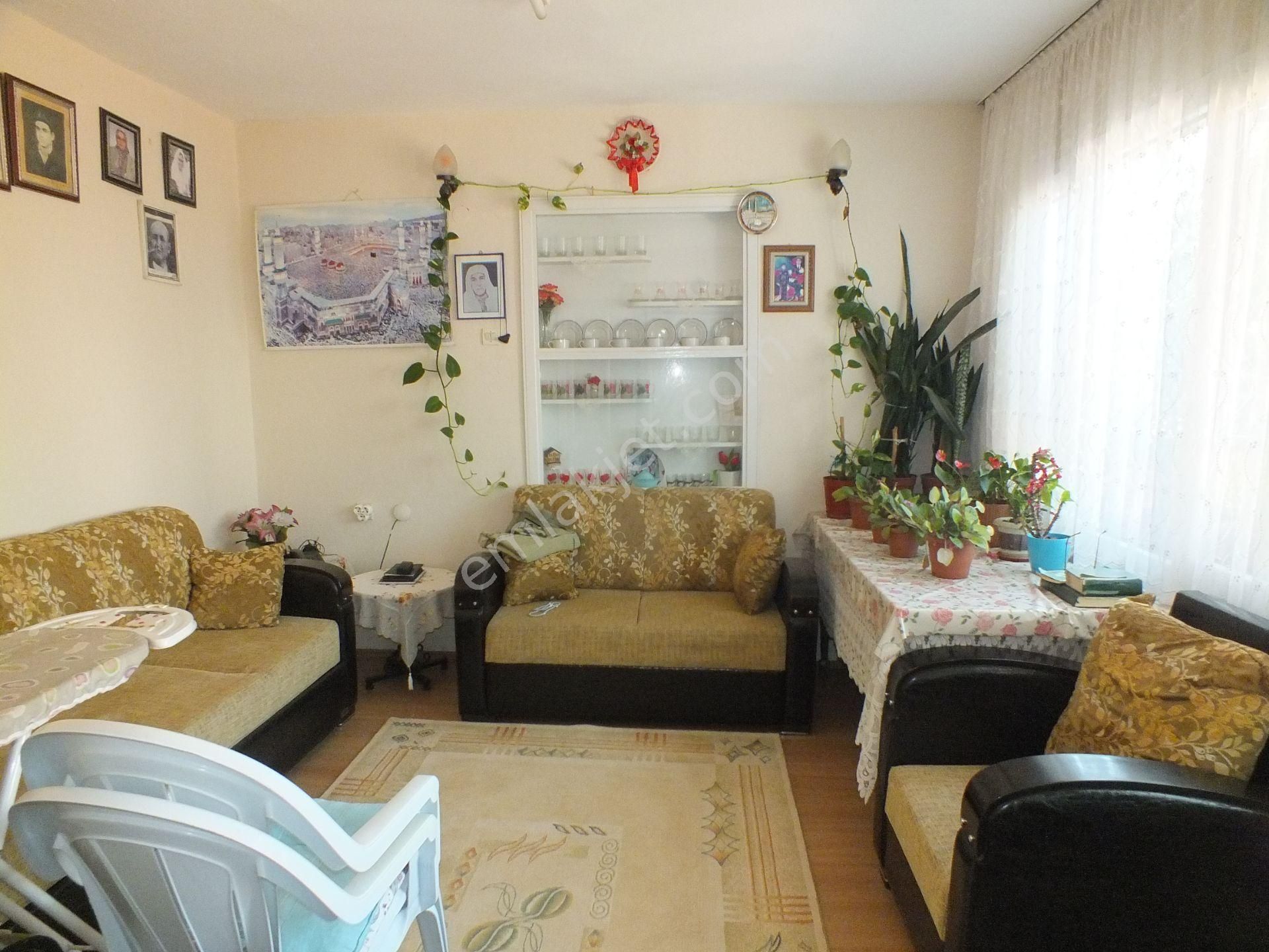 911 Yıldıztepe Mahallesinde Satılık 3 Katlı Bina - Görsel 3