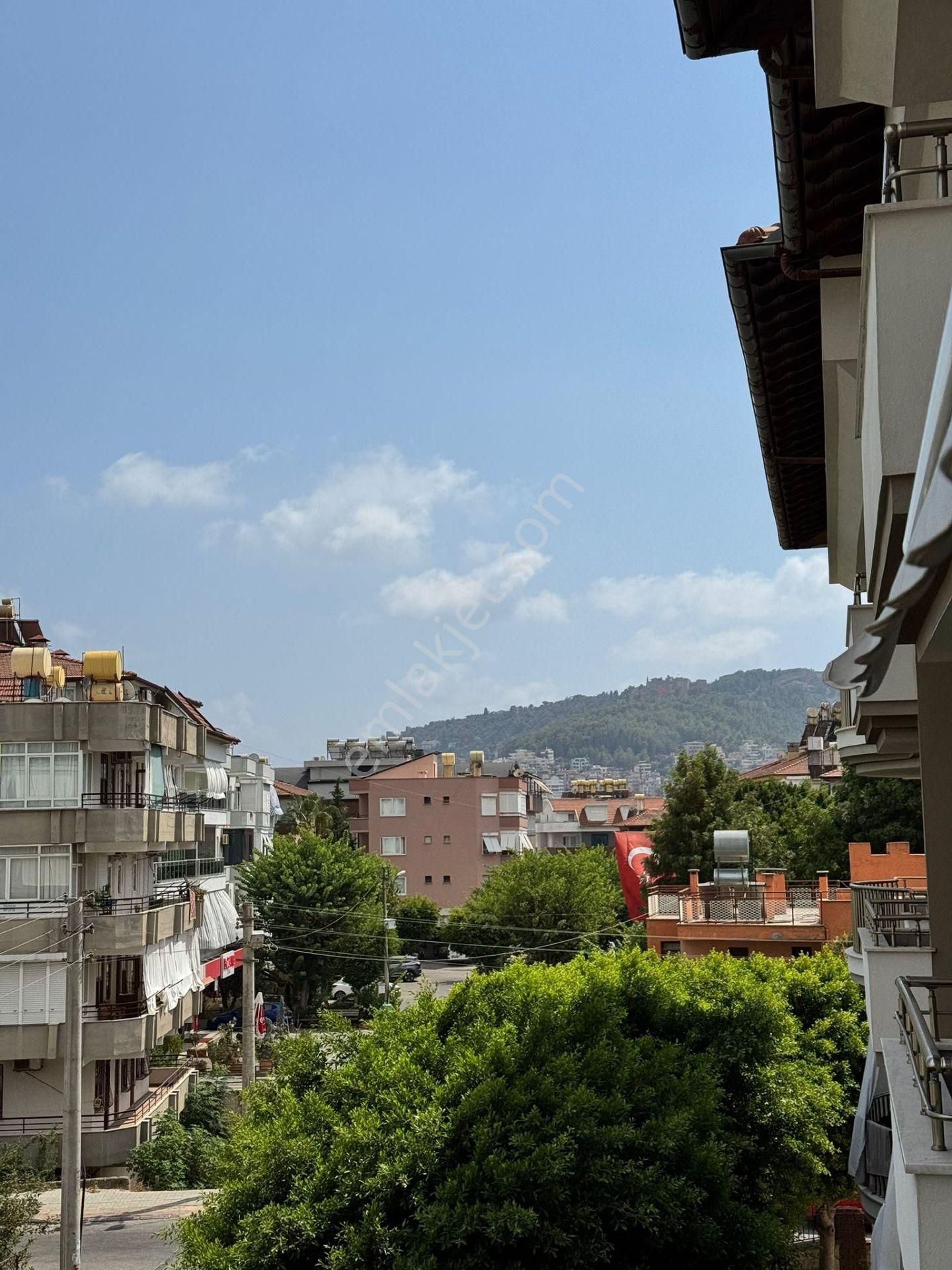 Alanya Kadıpaşa Mah Konak Revan' Da Satılık 3+1 Daire