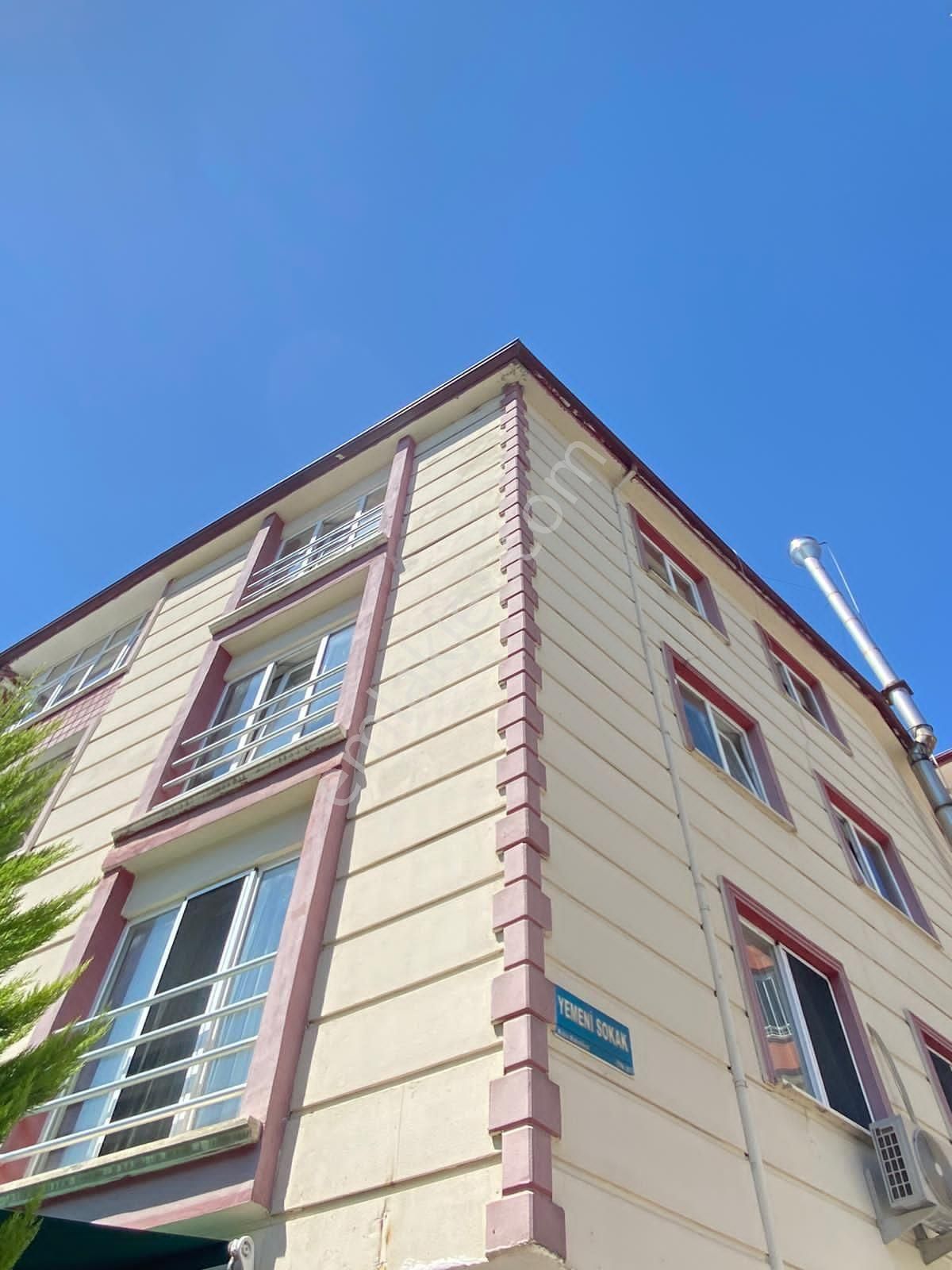 Evim-nur'dan Kışla Mh 3+1 2.kat Doğalgazlı Cam Balkonlu Krediye Uygun Fırsat Daire