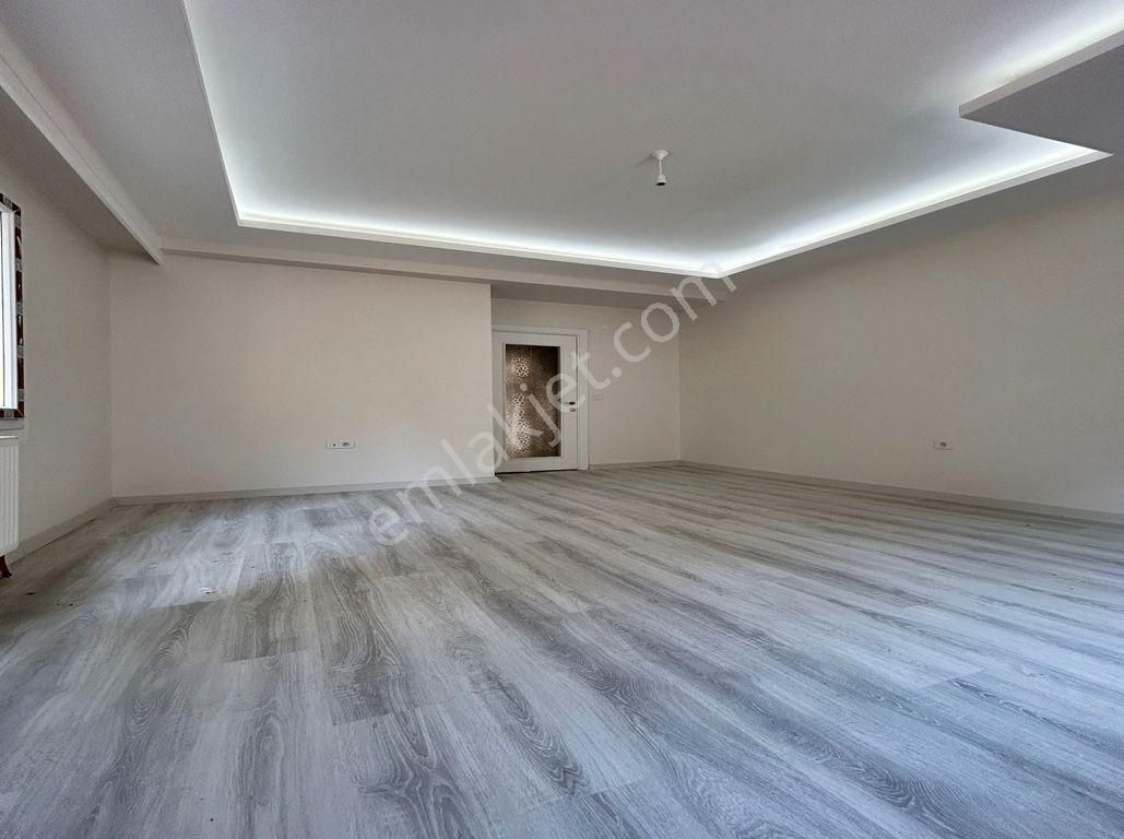 Ambarlı Sıfır Binada 2+1 Kapalı Otoparklı Bahçe Kullanımlı Daire - Görsel 6