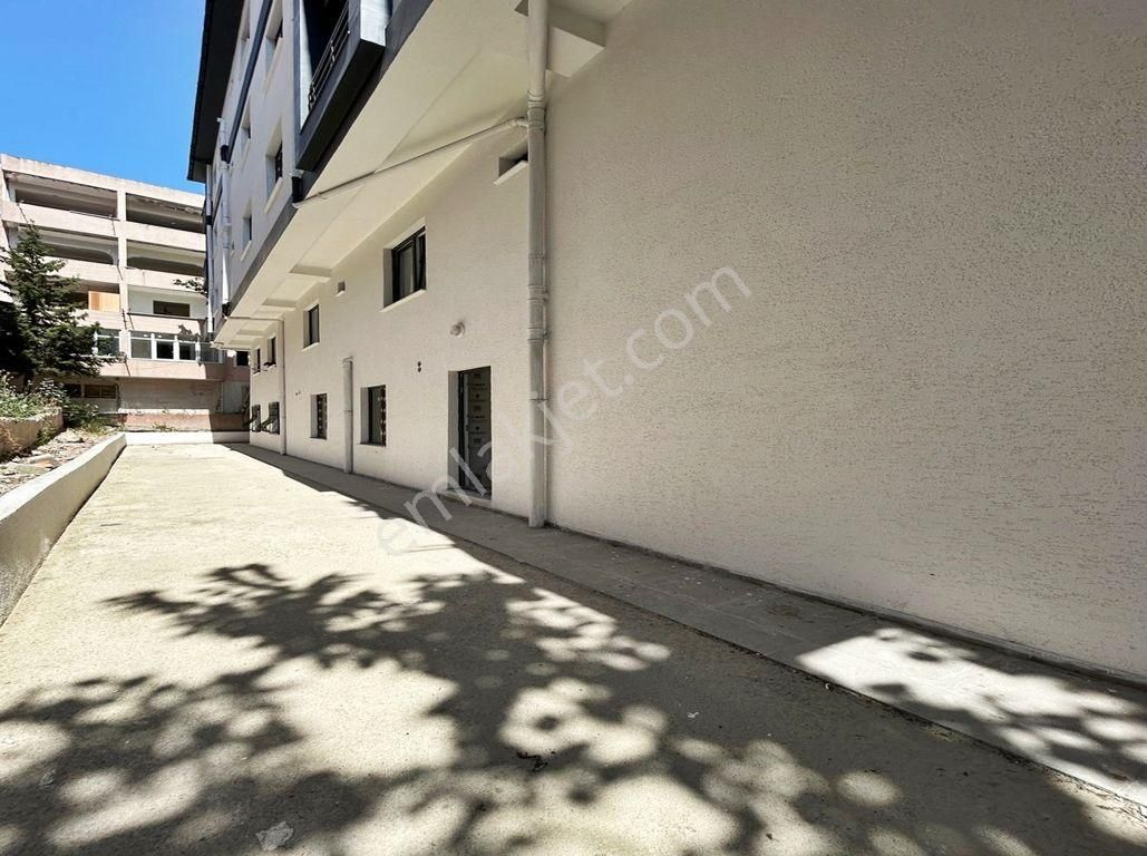 Ambarlı Sıfır Binada 2+1 Kapalı Otoparklı Bahçe Kullanımlı Daire - Görsel 13