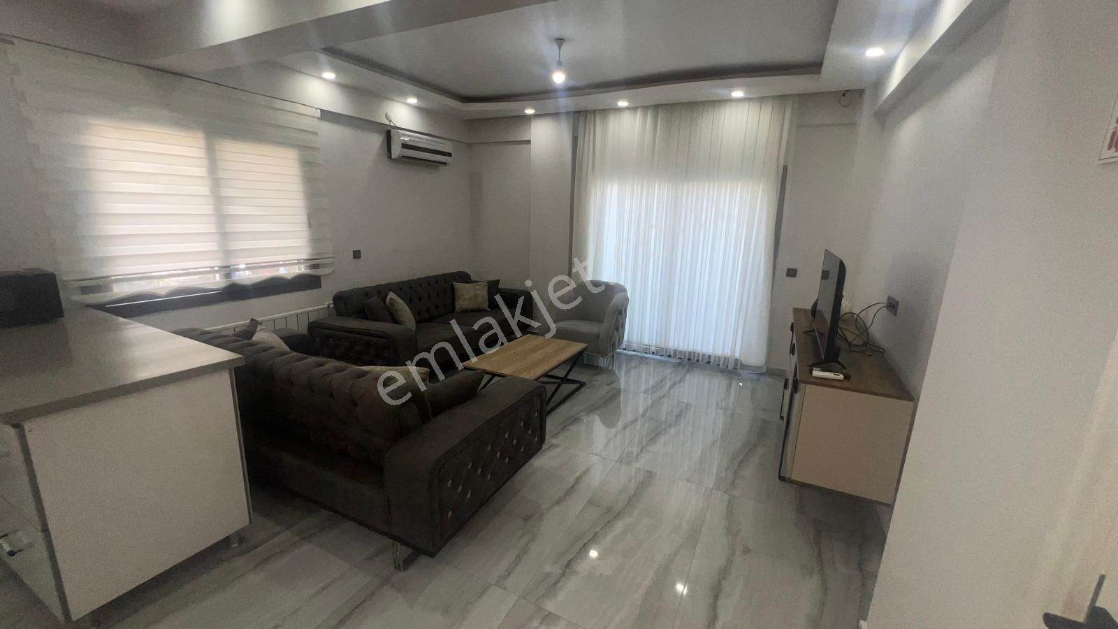 Kadınlar Denizi Mevkinde Tek Müstakil Eşyalı Doğalgazlı 4+1 Villa - Görsel 13