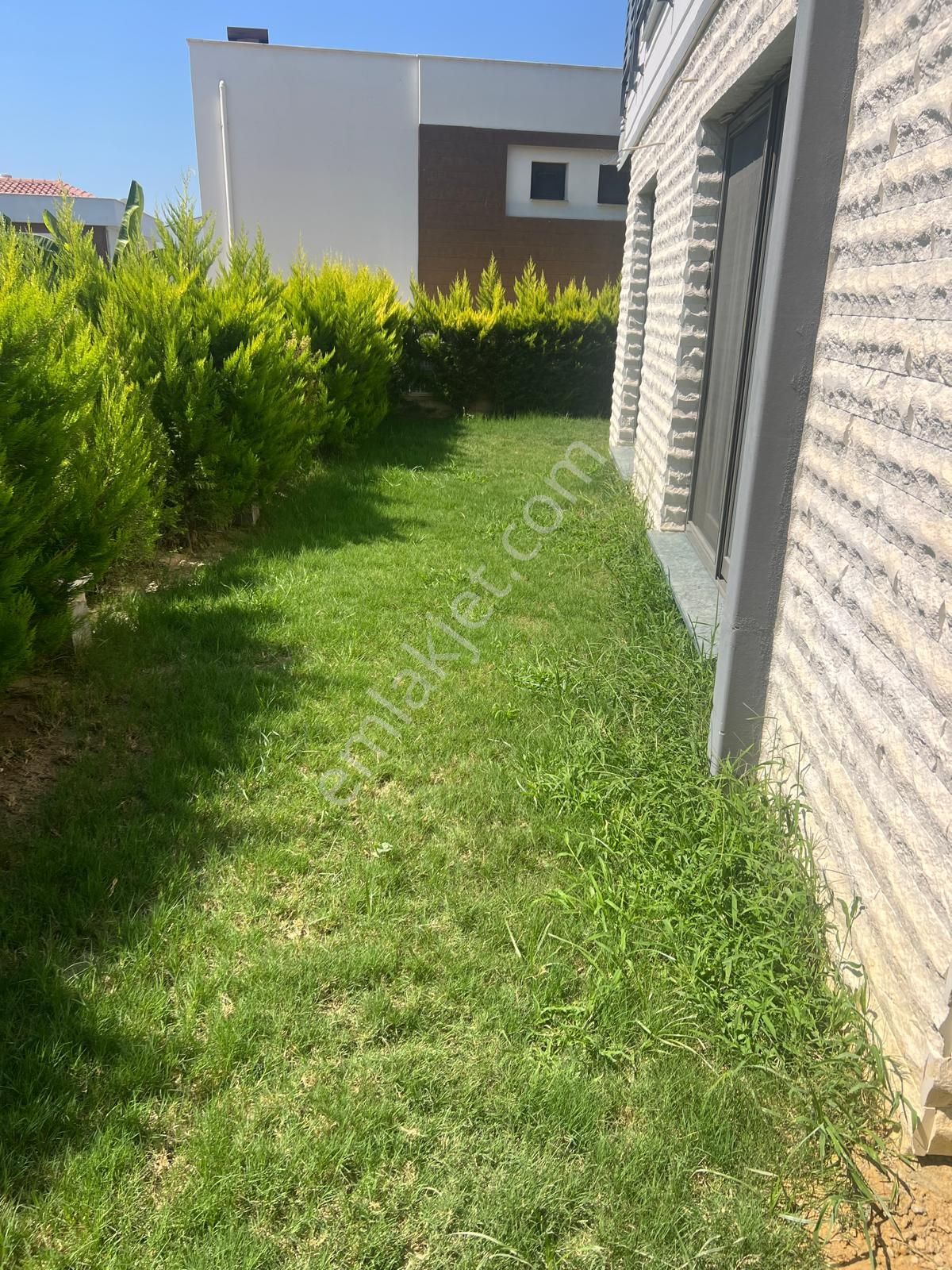 Kadınlar Denizi Mevkinde Tek Müstakil Eşyalı Doğalgazlı 4+1 Villa - Görsel 4