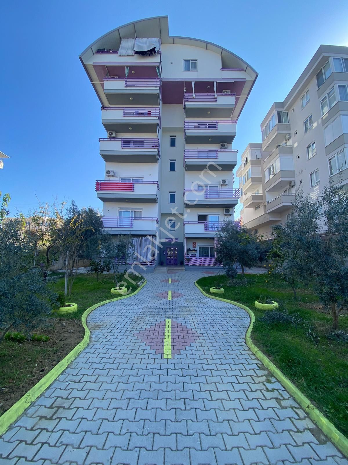 Alanya Konaklı’da Satılık 2+1 Ayrı Mutfak Daire