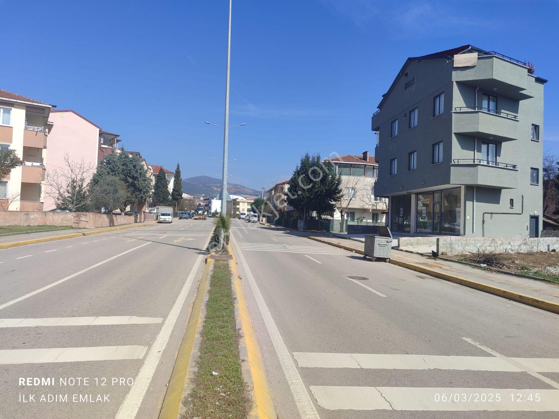 Derince Çenedağ Mah. Gaffar Okan Cad. Üzerinde Satılık 60 M2 Dükkan.