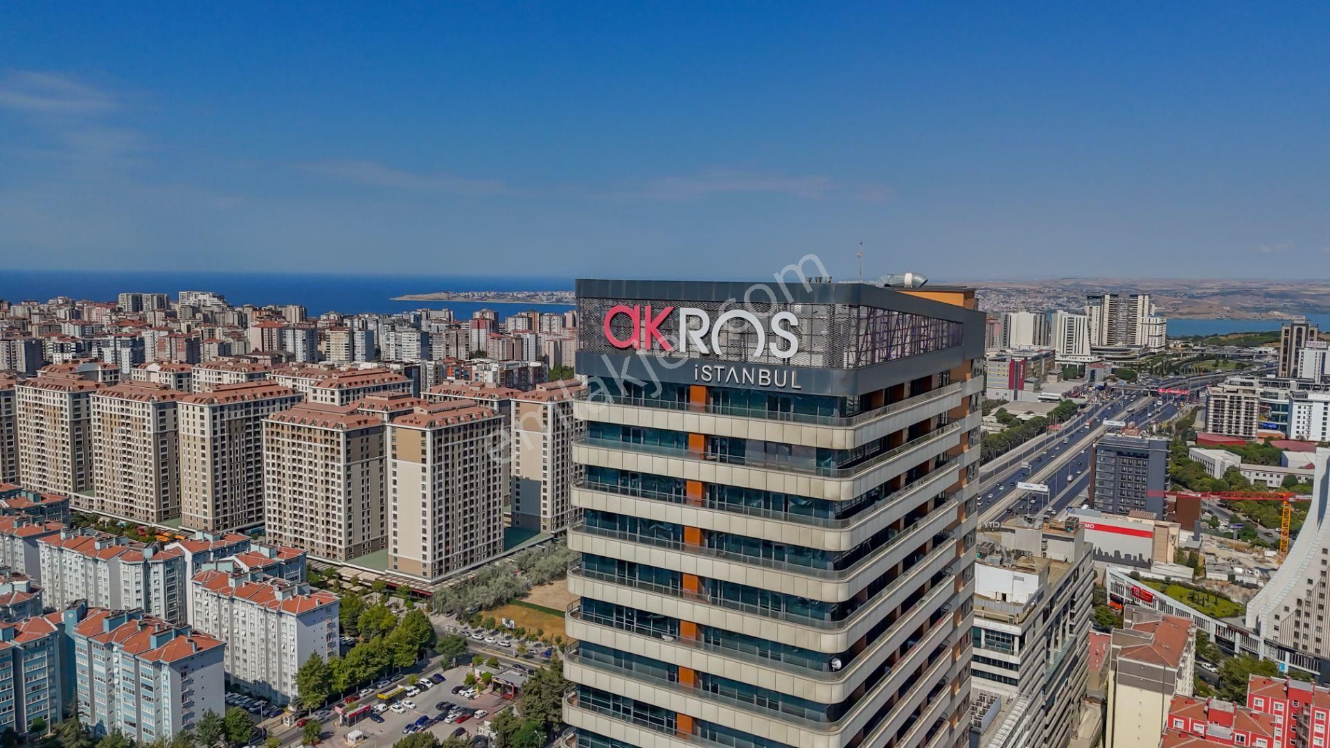 Yatırımlık Satılık 8-10 Sene Amortismanlı Metrobüse Sıfır Dükkan