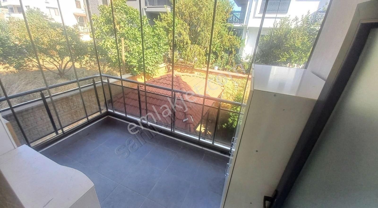 Servergazi Emlak Sirinköyde 3+1 Dagmanzaralı Kiralık Arakat