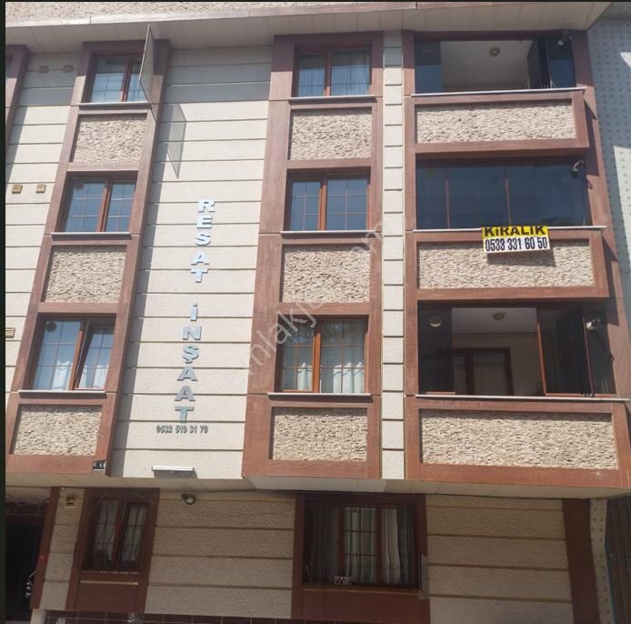 Sahibinden Tramvaya Ve Okullara Yakın 2+1 Daire