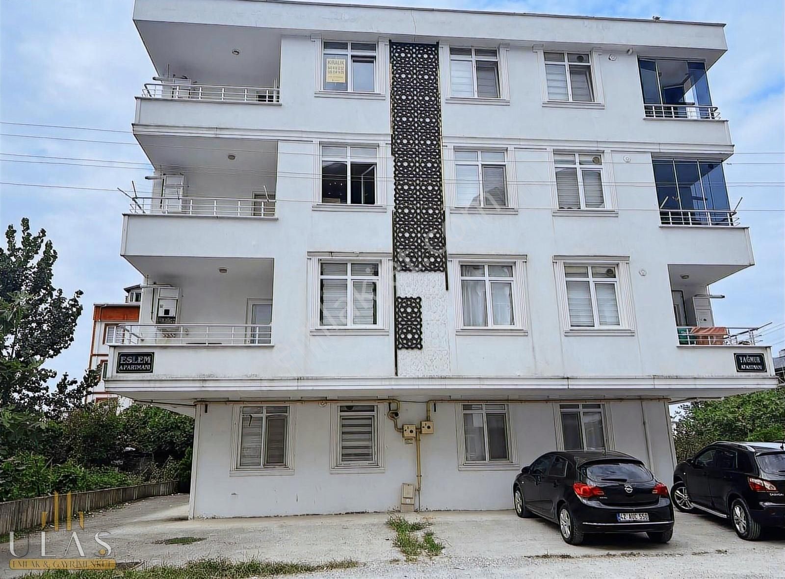 Ulaş Gayrimenkulden Cumhuriyet Mah. Balkonlu Kiralık 1+1