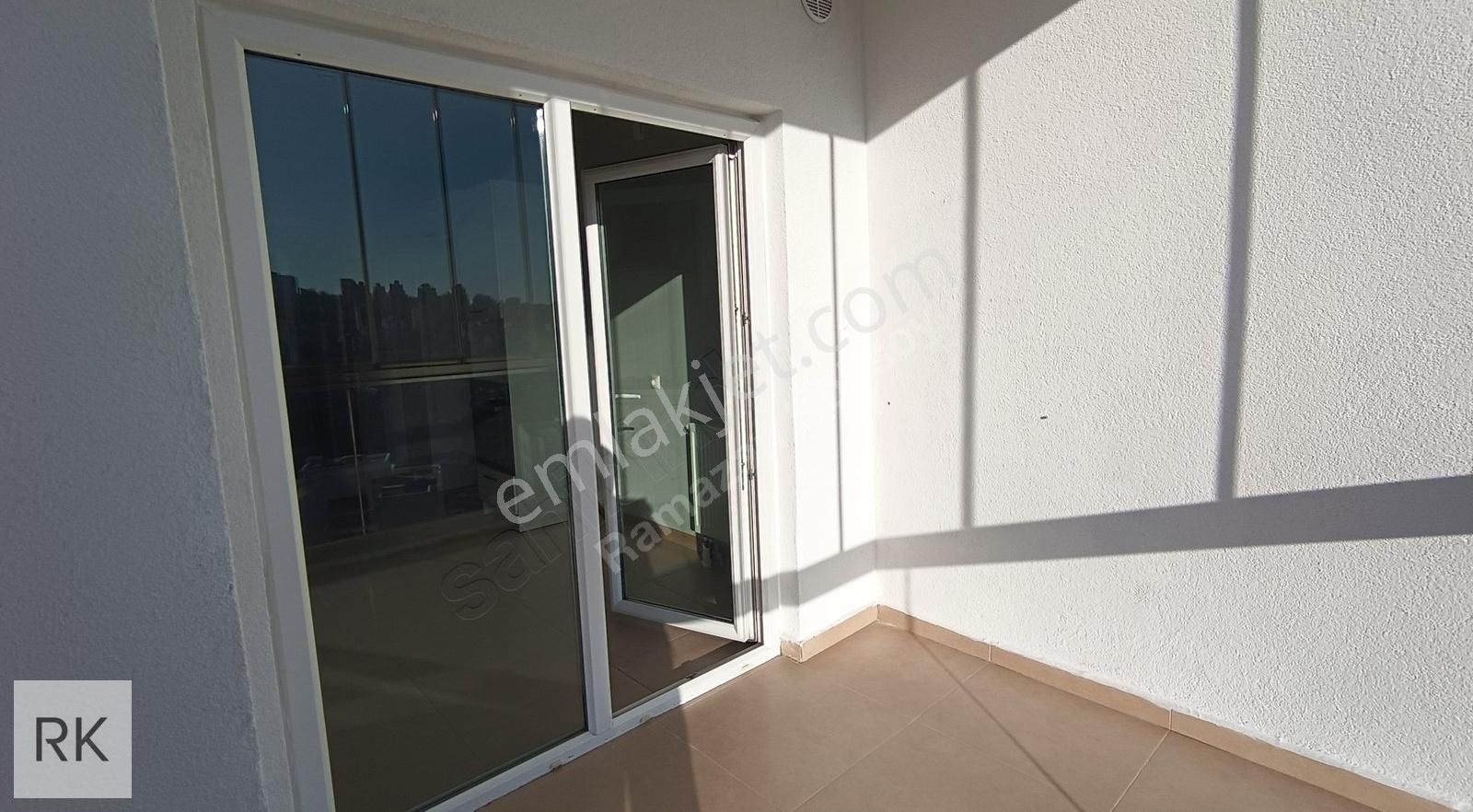 Vaditepe 1. Bölge Gölet Manzaralı 3+1 163 M2 Kiralık Daire