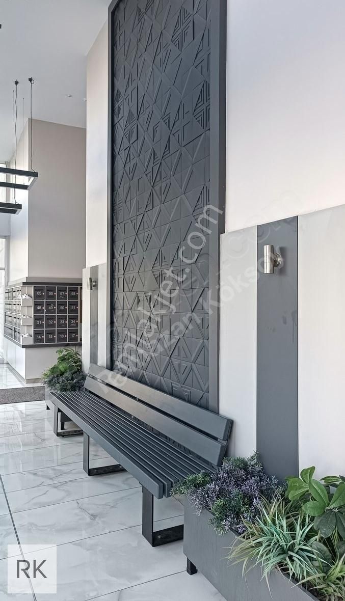 1istanbul Sitesinde 1+1 78 M2 Temiz Klimalı Kiralık Daire