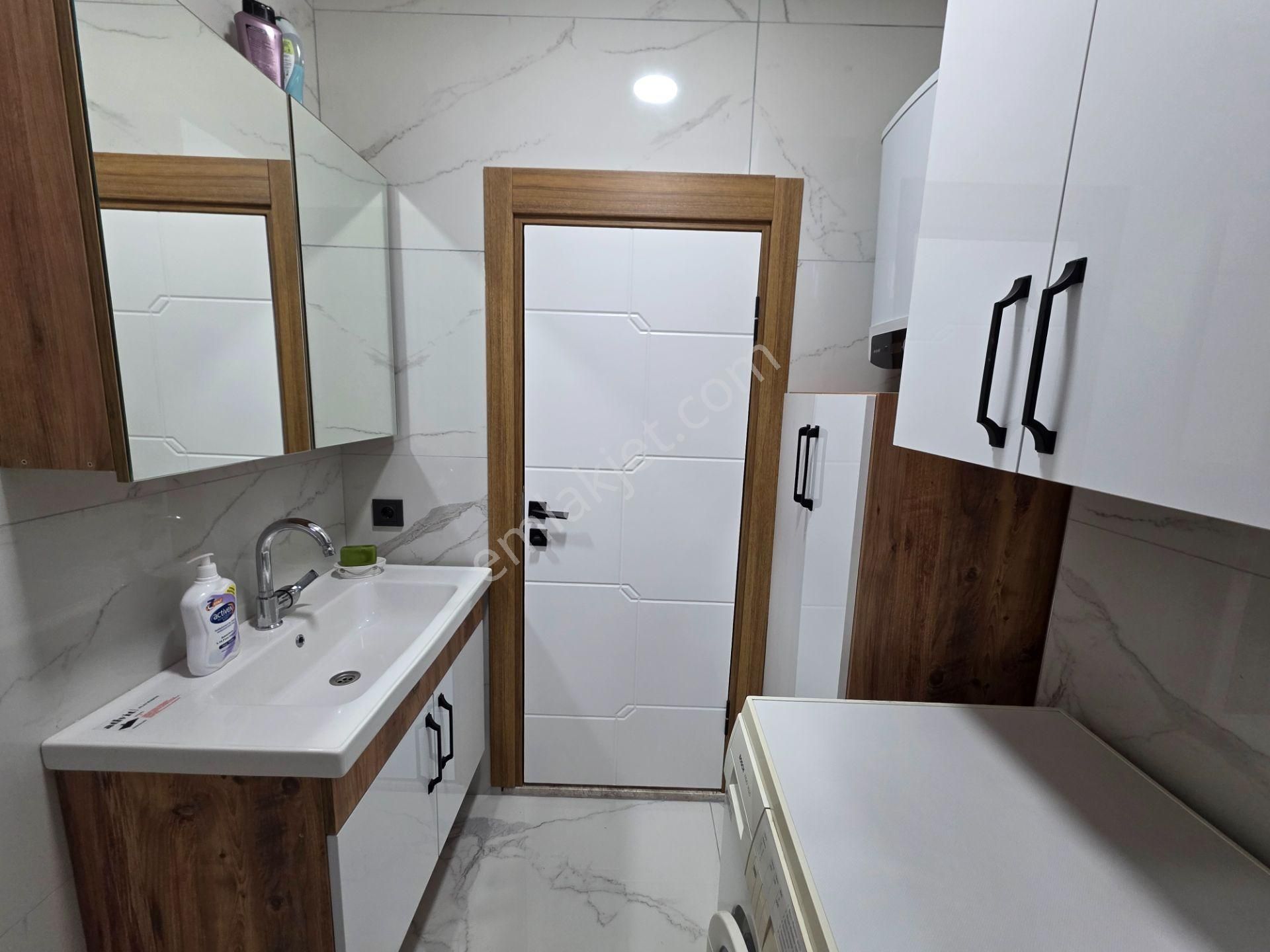 Vahdet'ten Yetkili Full Eşyalı Sürekli Kiralık Sıfır 1+1 Daire - Görsel 26