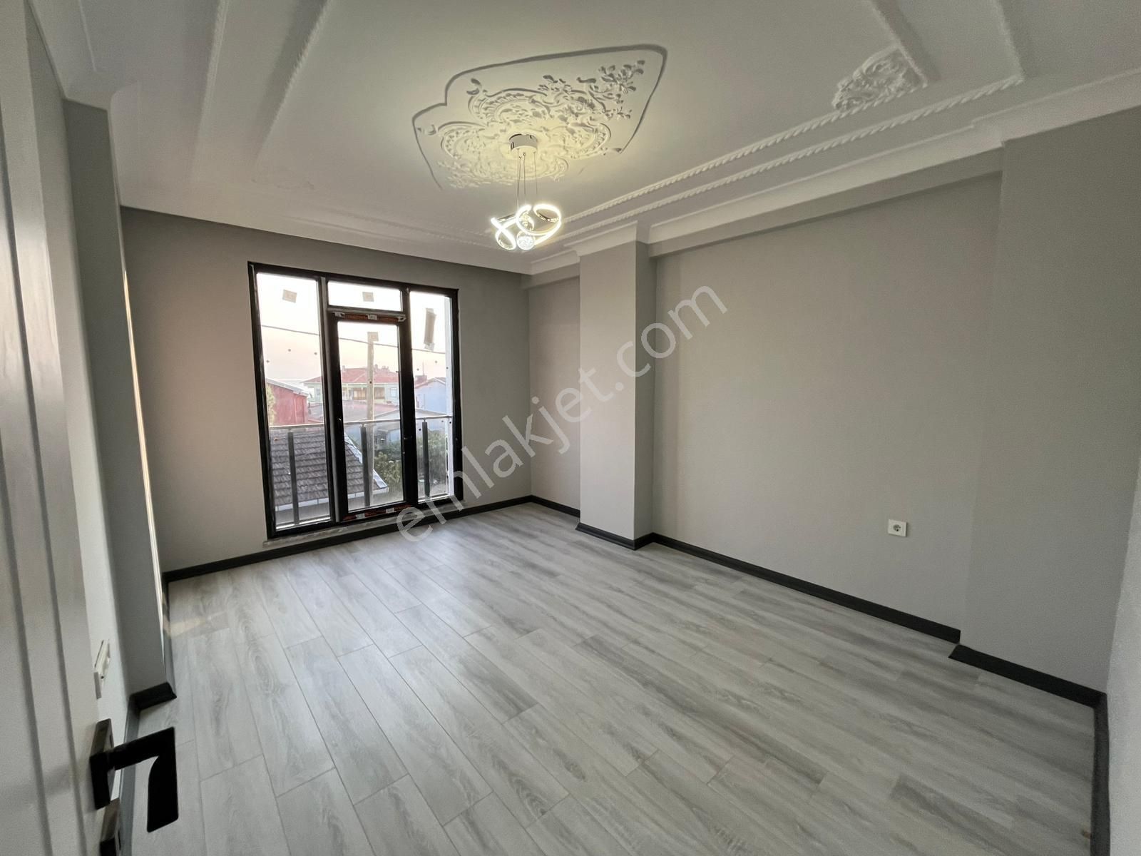 Yenimahalle'de Eşsiz Deniz Manzaralı 8+2 Yeni Nesil Lüks Villa - Görsel 4