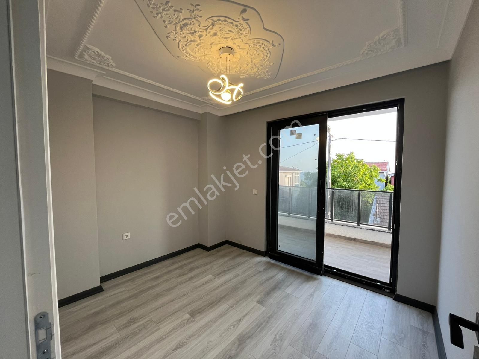 Yenimahalle'de Eşsiz Deniz Manzaralı 8+2 Yeni Nesil Lüks Villa - Görsel 11